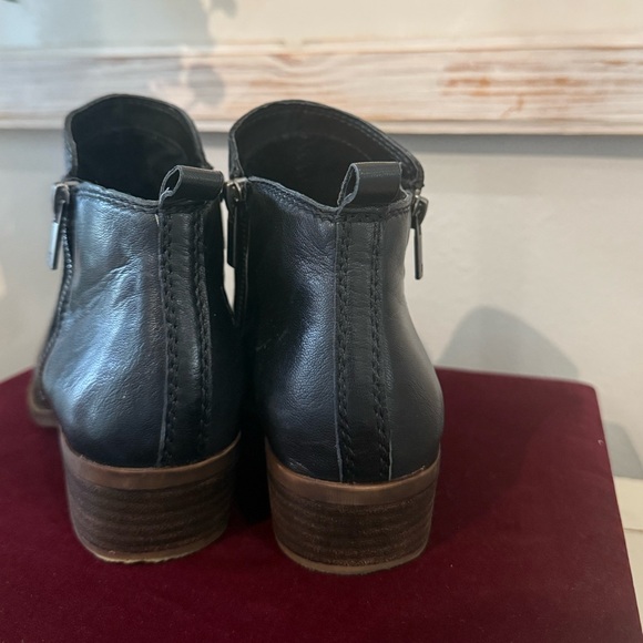 Lucky Brand Basel Black Leather Ankle Booties Side Zip Size 8 - Picture 6 of 7